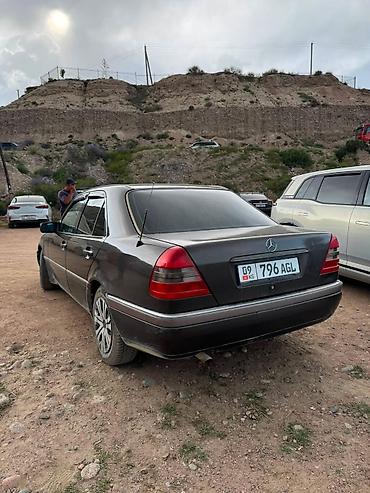 jac m3: Mercedes-Benz C-Class: 1993 г., 1.8 л, Механика, Бензин, Седан — 6