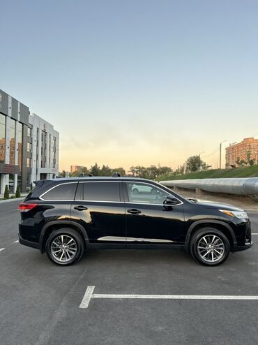 расширитель арок: Toyota Highlander: 2019 г., 3.5 л, Автомат, Бензин, Кроссовер