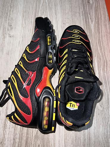 nike tn papuce: NIKE TN Air Max Plus Black Gold Red br.41 cm 26 NOVO
DM — 8