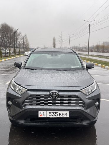 Toyota: Toyota RAV4: 2021 г., 2.5 л, Автомат, Бензин, Кроссовер