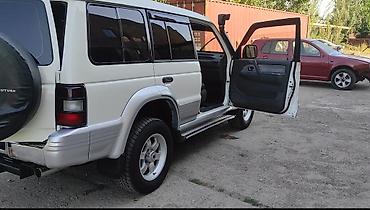мигалка на авто: Mitsubishi Pajero: 1993 г., 3 л, Механика, Бензин, Внедорожник — 4