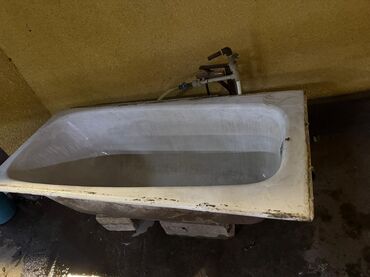 катель для бани: Советская чугунная ванна 
Размер 170/75
В хорошем состоянии