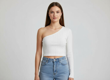 białe t shirty plus size: Shein, Women`s top, size S