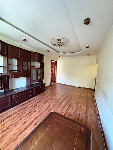 104 серия 3 ком: 3 комнаты, 58 м², 3 мкр 104 серия, 3 этаж — 10