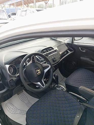 Honda Fit: 2009 г., Автомат, Бензин, Хетчбек — 6