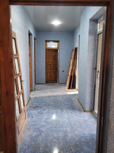 Həyət evləri və villaların satışı: Pirşağı qəs. 3 otaqlı, 110 kv. m, Yeni təmirli — 4