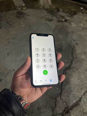 Apple iPhone: IPhone 11, 128 GB, Qara, Face ID