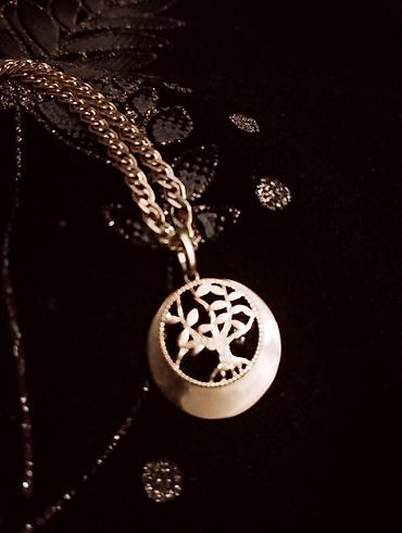 Наборы украшений: Золотые украшения, проба 585° В комплекте представлены несколько — 15