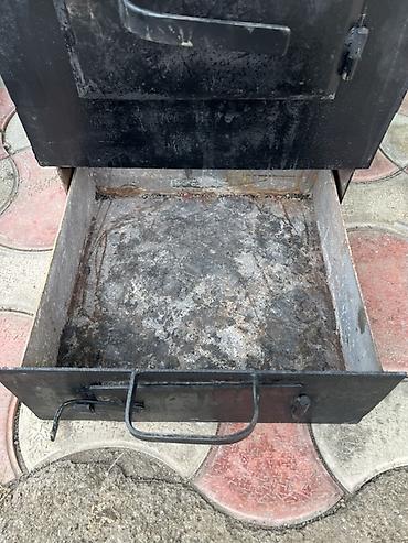 Буржуйки: Продаю отопительную печку Все работает Без ржавчин Имеет аварийный — 9