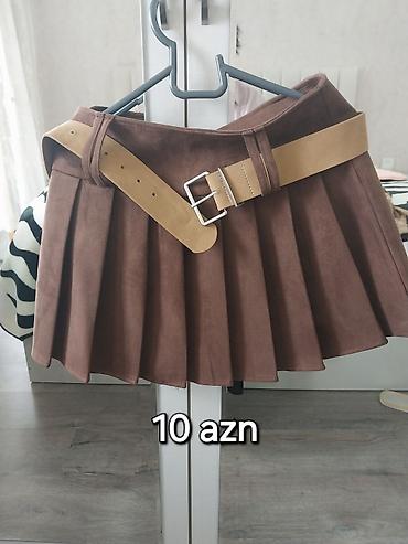 mini yubka: Uşqa geyimləri – 4 məhsul dəsti 12-13 yaş. 1) Ağ qipurlu bluz - — 3