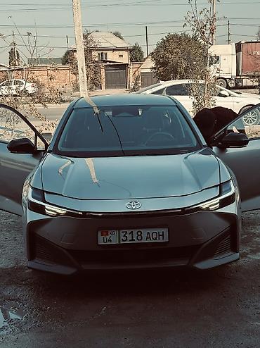 wuling mini ev: Toyota bZ3: 2023 г., Электромобиль, Седан — 5