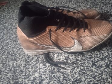 волейбольный обувь: Мужские кроссовки, 38, Nike, Б/у, цвет - Желтый, Платная доставка