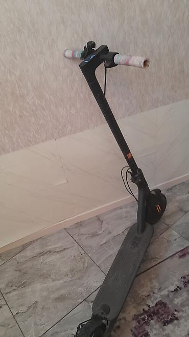 skuter xiaomi: Elektrikli skuter – Xiaomi Mi Electric Scooter (M365/Mi Scooter xətti) — 4