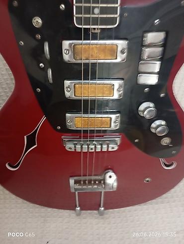 Elektro gitaralar: Elektron gitara, 6 sim, İşlənmiş, Ünvandan götürmə -da lalafo.az — 32 Elektro gitaralar: Elektron gitara, 6 sim, İşlənmiş, Ünvandan götürmə — 32