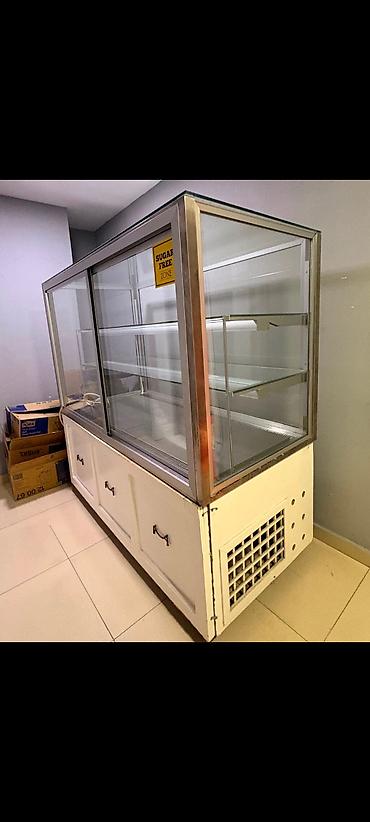 Холодильное оборудование: 499₼ şirniyyat vitrin soyuducusu təcili satılır ölçü boyukdu Yasamal — 1