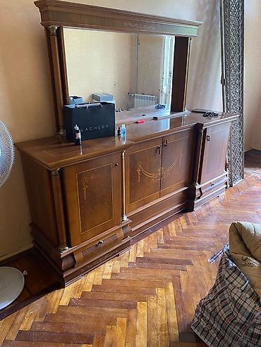 su traplari: Mebel satilir. trumo satilir Klassik üslubda iri ölçülü güzgülü - — 2