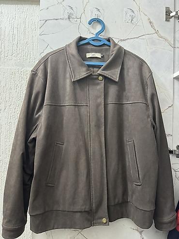 велюровая: Куртка ZARA, женская - Модель: короткая куртка-бомбер с отложным — 1