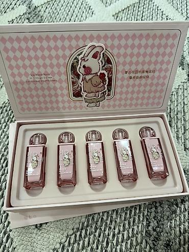amber elixir: Подарочный набор блесков для губ HOLD LIVE – Vintage Garden Lip Glaze — 1
