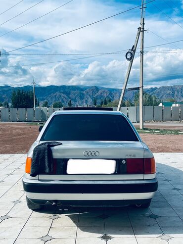 Audi: Audi : 1992 г., 2.3 л, Механика, Бензин, Седан — 4
