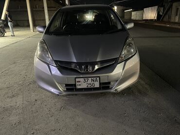 мотор карина е: Honda Fit: 2011 г., 1.3 л, Гибрид, Хэтчбэк