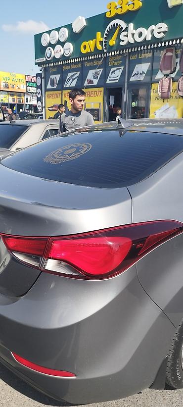 opel mühərriki: Hyundai Elantra sedan – gümüşü rəng. - Xarici: LED gündüz işıqları — 4