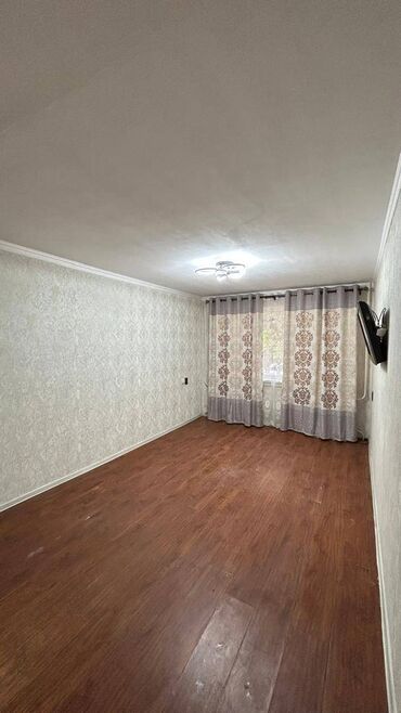 тоголок молдо фрунзе: 2 комнаты, 44 м², 104 серия, 1 этаж, Косметический ремонт