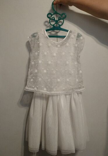 платье девочек: Детское платье, цвет - Белый, Б/у