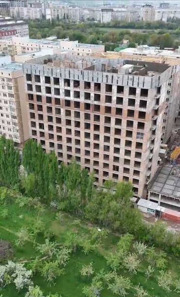 жк монблан: 1 бөлмө, 48 кв. м, Элитка, 12 кабат, ПСО (өзү оңдоп түзөтүп бүтүү үчүн)