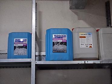 benzin kanister: Plasmas kanistr 20 litr.
içində salyanda olub. 7ədəd — 2