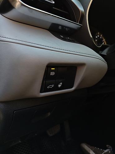 Toyota: Toyota Highlander: 2022 г., 3.5 л, Автомат, Бензин, Внедорожник — 10