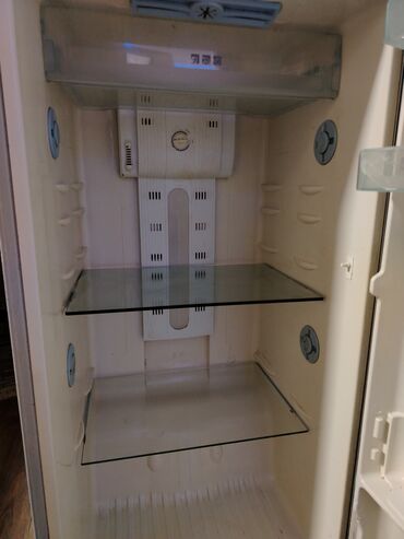 Soyuducular: 2 qapılı Samsung Soyuducu Satılır, rəng - Gümüşü — 5