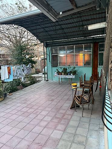 donər evi: Xırdalan dairəsində, 6.5 sot torpaq sahəsinin içində yerləşən geniş — 1