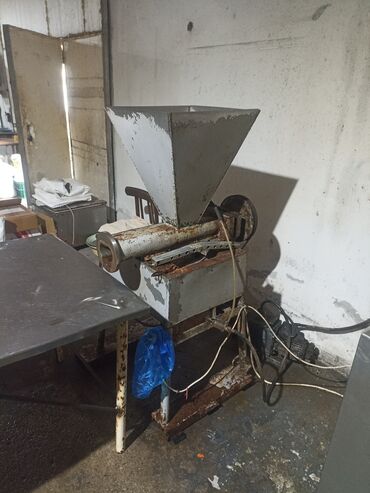 Другое оборудование для бизнеса: Срочно продается колбасное оборудование для производства колбасных — 10