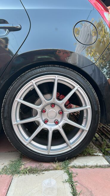 lassa teker 13: İşlənmiş Disk təkər Vossen 225 / 40 / R 18, 5 Boltlu