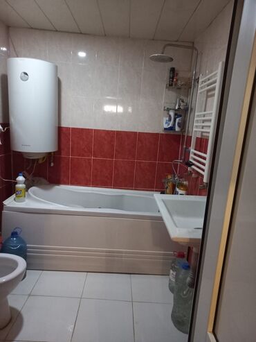 Həyət evləri və villaların satışı: Binəqədi qəs. 3 otaqlı, 160 kv. m, Yeni təmirli -da lalafo.az — 7 Həyət evləri və villaların satışı: Binəqədi qəs. 3 otaqlı, 160 kv. m, Yeni təmirli — 7