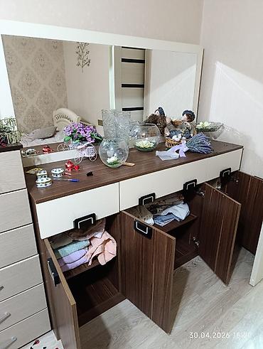 Yataq otağı dəstləri: İkinəfərlik çarpayı, Dolab — 9