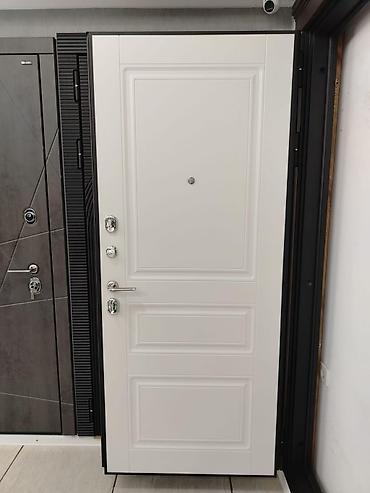 seyf qaplar: B-63 venge (ekonom) 2 rezin Kateqoriya: Seyf qapıları Ölçü: 86x205 — 3