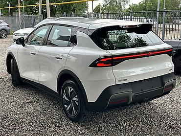 Changan: Changan Qiyuan Q05: 2026 г., Автомат, Электромобиль, Кроссовер — 6