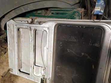 Другие автозапчасти: Запчасти на спринтер б/у привозной — 5