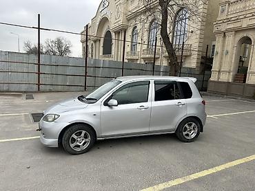 Mazda 2: 2005 г., 1.3 л, Автомат, Бензин, Хэтчбэк