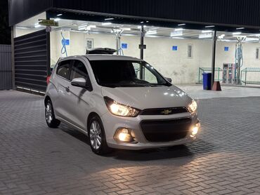 Chevrolet: Chevrolet Spark: 2016 г., 1 л, Вариатор, Бензин, Хэтчбэк