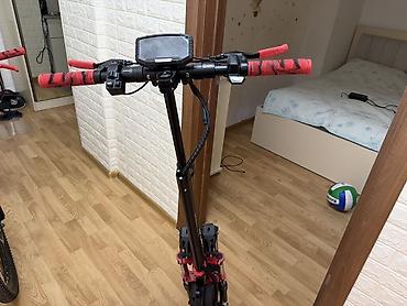 surron bike: Elektrik skuter – güclü ofroud model, oturacaqlı Xüsusiyyətlər: - Ön — 1