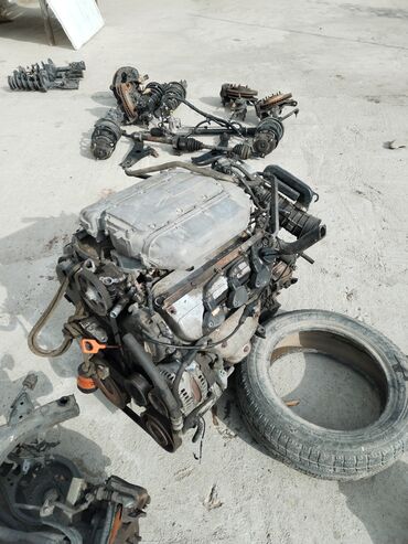 Двигатели, моторы и ГБЦ: Бензиновый мотор Honda 2005 г., 3 л — 7