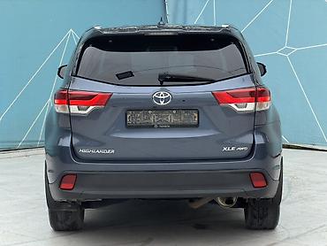 Toyota: Toyota Highlander: 2019 г., 3.5 л, Автомат, Бензин, Кроссовер — 2