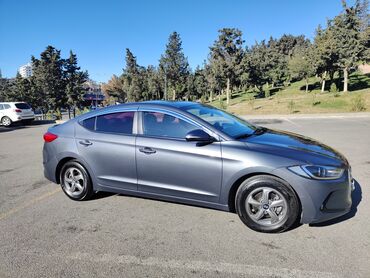 hunday veracruz: Hyundai Elantra: 1.6 l | 2015 il Sedan