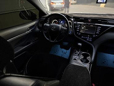 фораннер 2018: Toyota Camry: 2018 г., Гибрид, Седан — 7