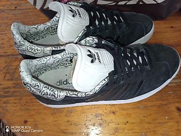 salonke 41: Original addidas patike gazele 39 1/3 broj U erfektnom stqnju 5000 — 6