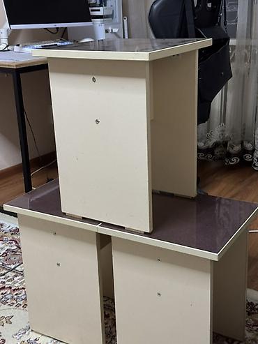Табуреткалар: Табуретка, Колдонулган, Жыгач, Бүктөө эмес — 1