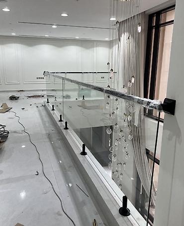 Готовые перила: Готовые перила, Материал: Стекло, Для террасы, Новый — 4