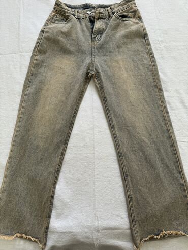 джинсы с завышенной талией: Прямые, Китай, Средняя талия